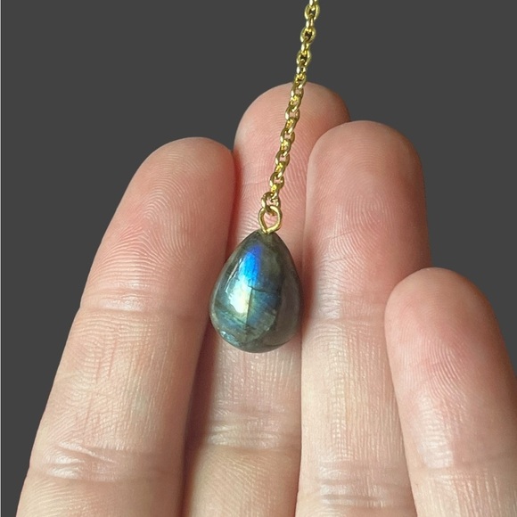 Labradorite Lariat Gold Necklace - Picture 4 of 4